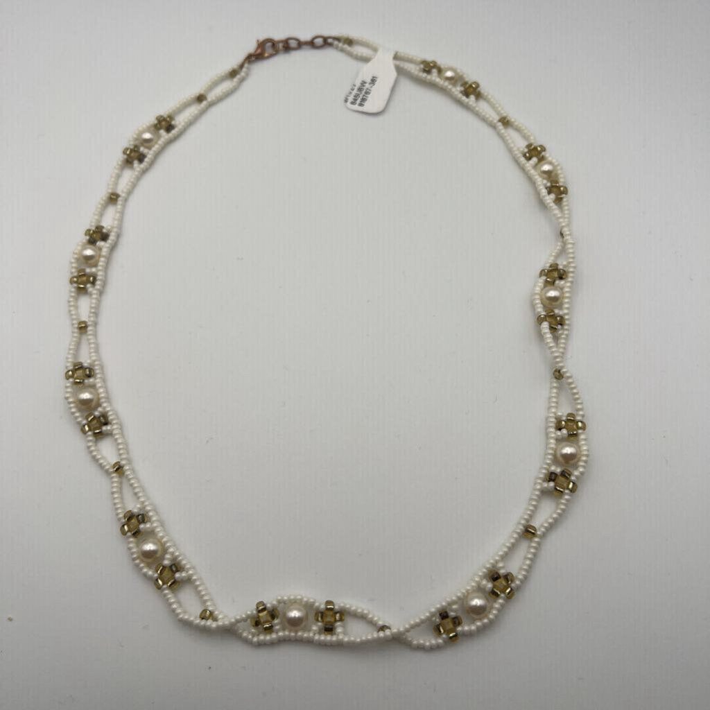 White Beaded/ Pearl Necklace