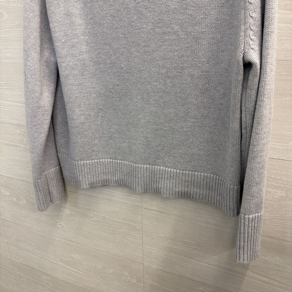 Abercrombie and Fitch Grey/ Red Knit Cherry Sweater Top Small