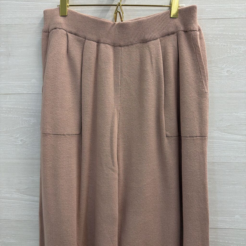 Pink Knit Short Sleeve Top/ Pants Set Extra Large