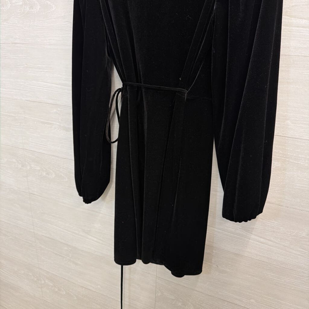 Gianni Bini Black Velvet Long Sleeve Wrap Dress Medium