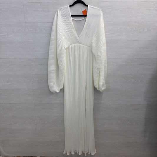 Fashion Nova White Pleated Long Sleeve Maxi Dress Extra Large