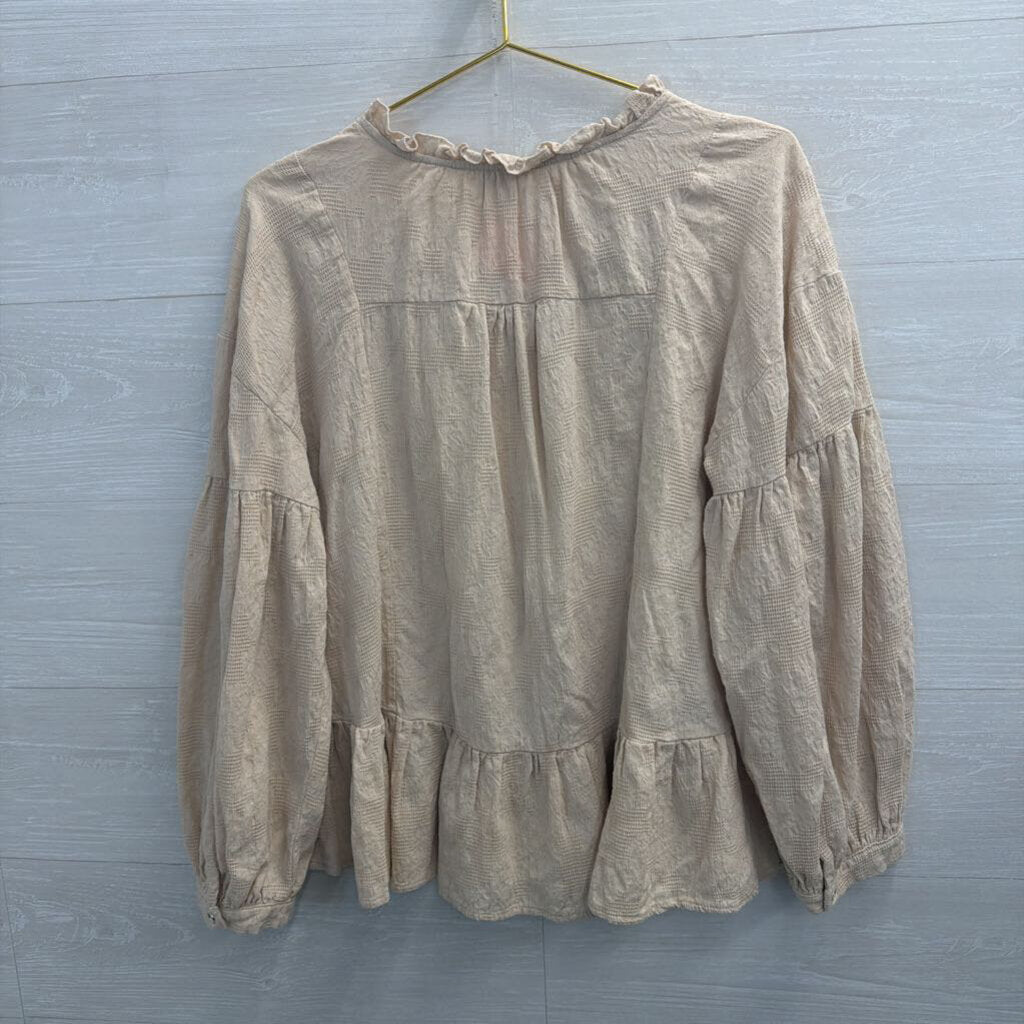 Umgee Beige Textured Long Sleeve Top Large