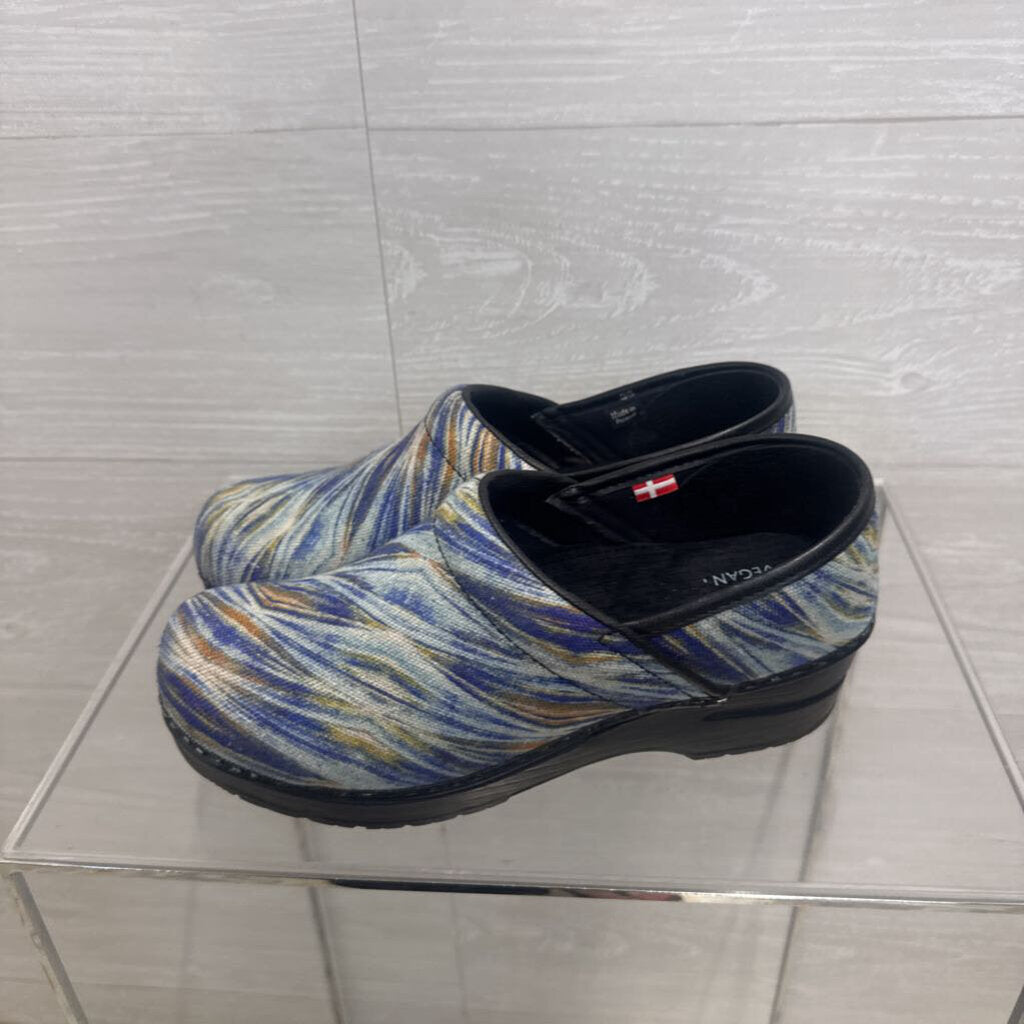Sanita Vegan Blue Watercolor Marbled Print Clogs 38