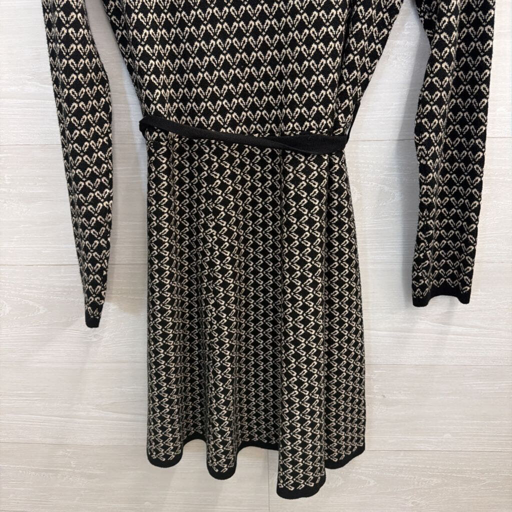 Max Studio Black/ Beige Print Knit Long Sleeve Tie Waist Dress Medium