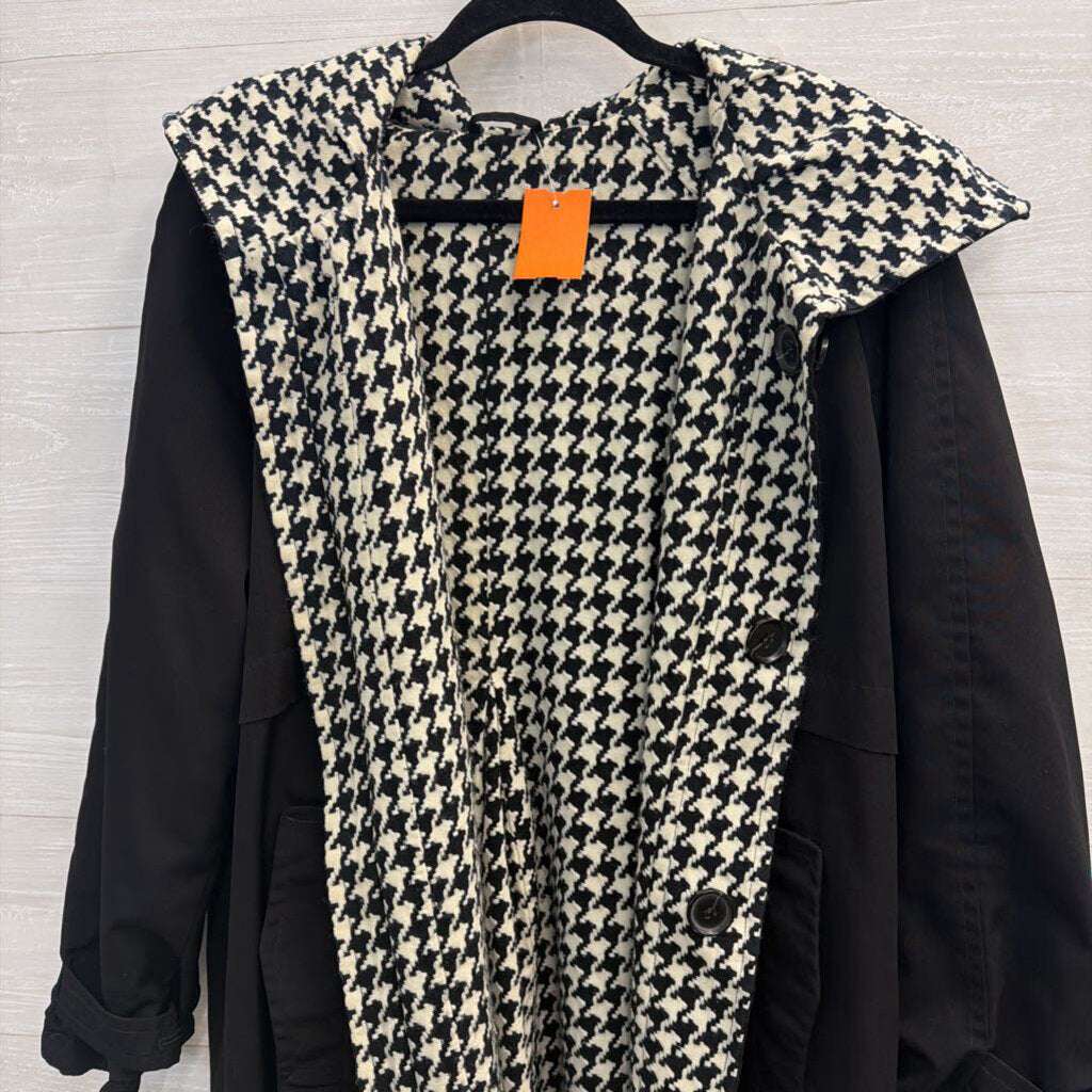 Black/ Cream Houndstooth Reversible Jacket Medium/ Large