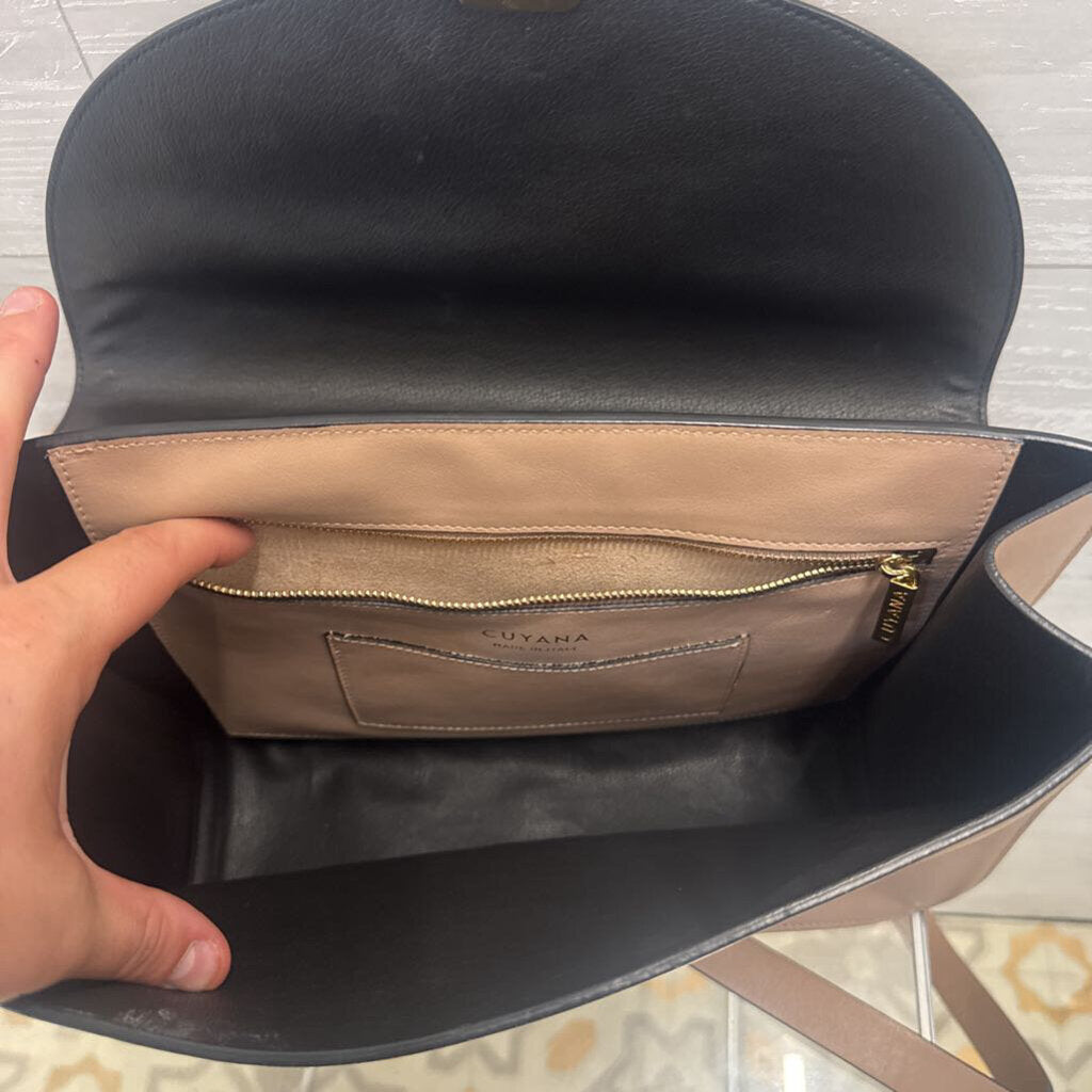 Cuyana Soft Rose Leather Messenger Purse