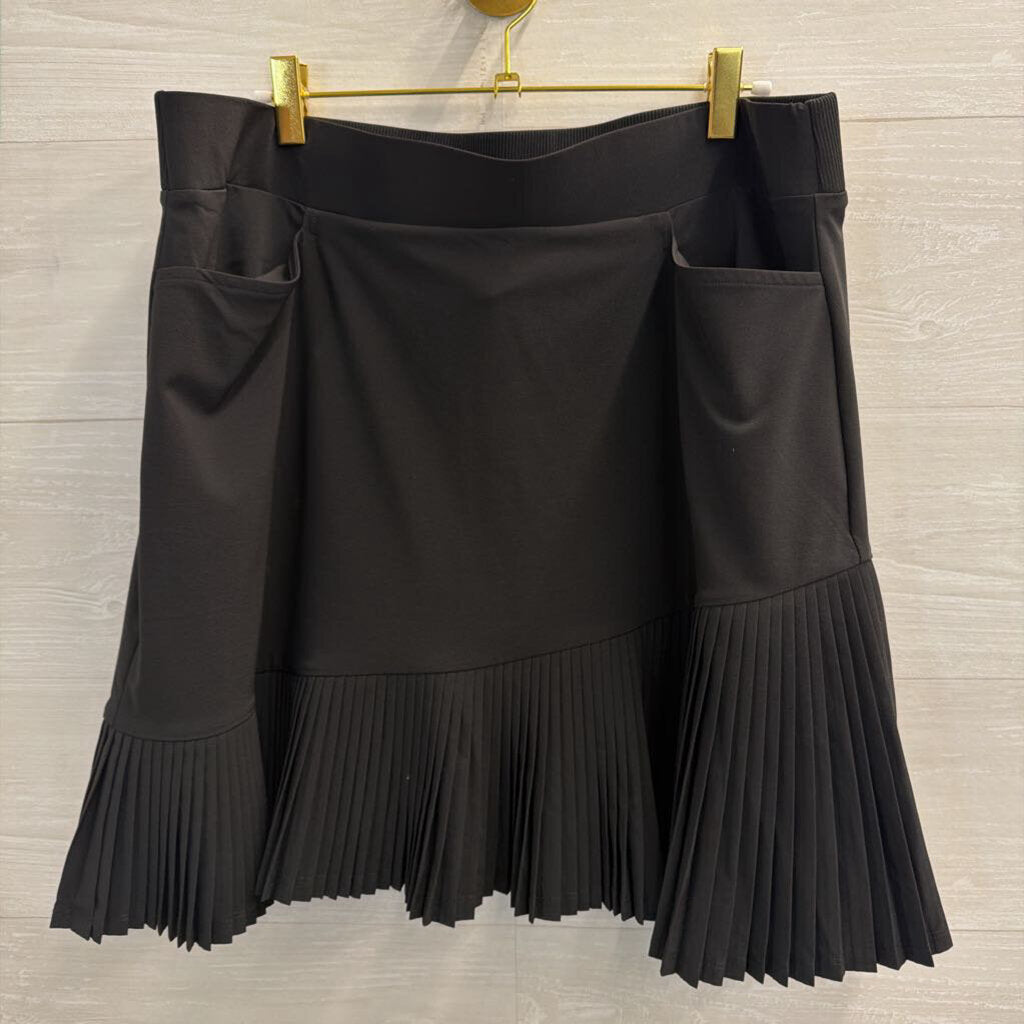 Chicos Black Pleated Hem Skirt With Shorts 14