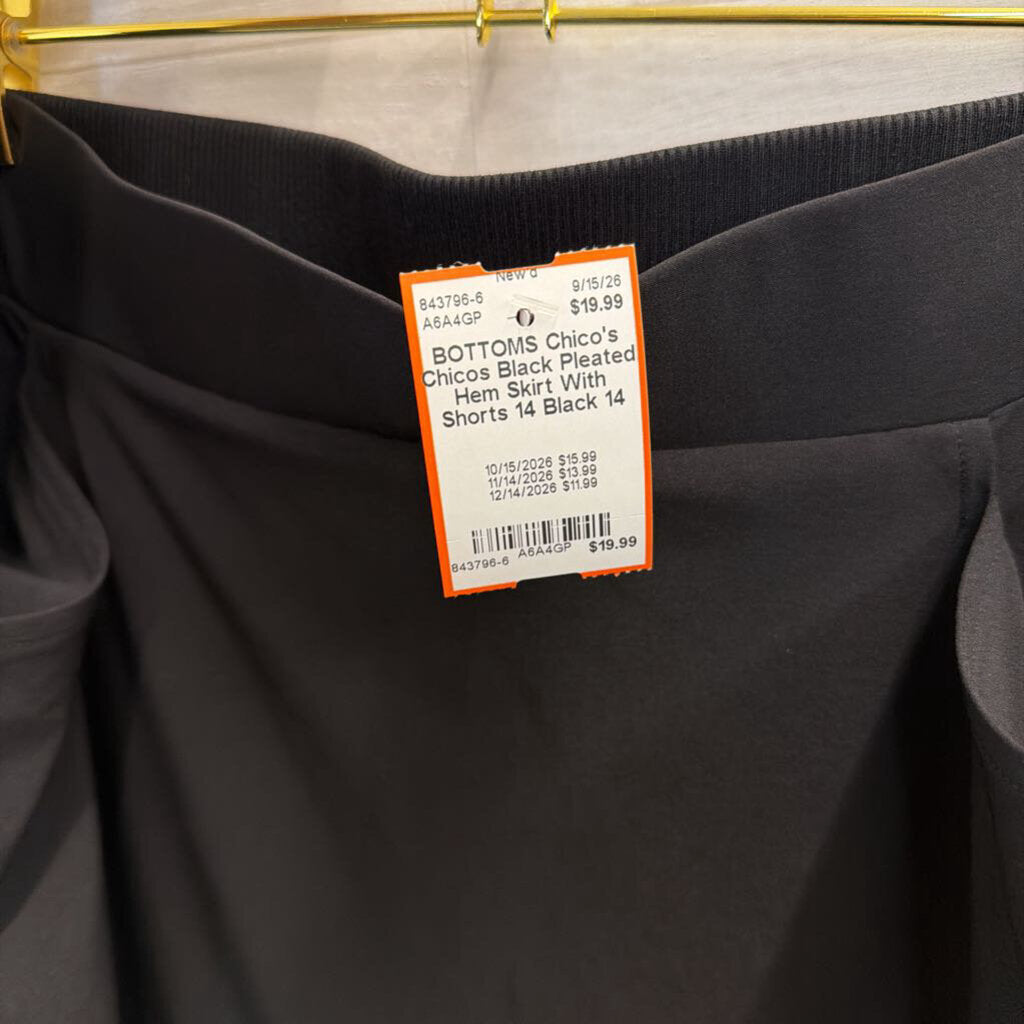 Chicos Black Pleated Hem Skirt With Shorts 14