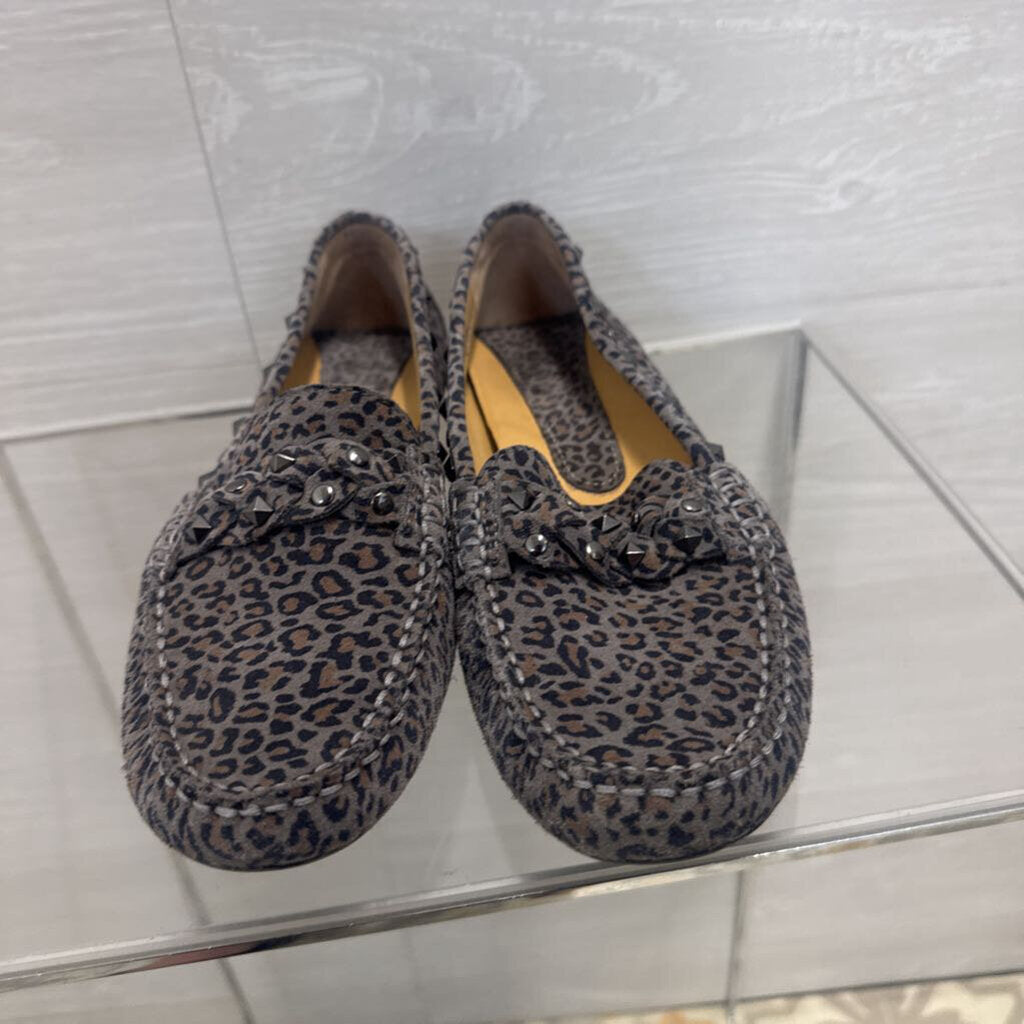 Vaneli Grey Leopard Print Studded Loafers 8