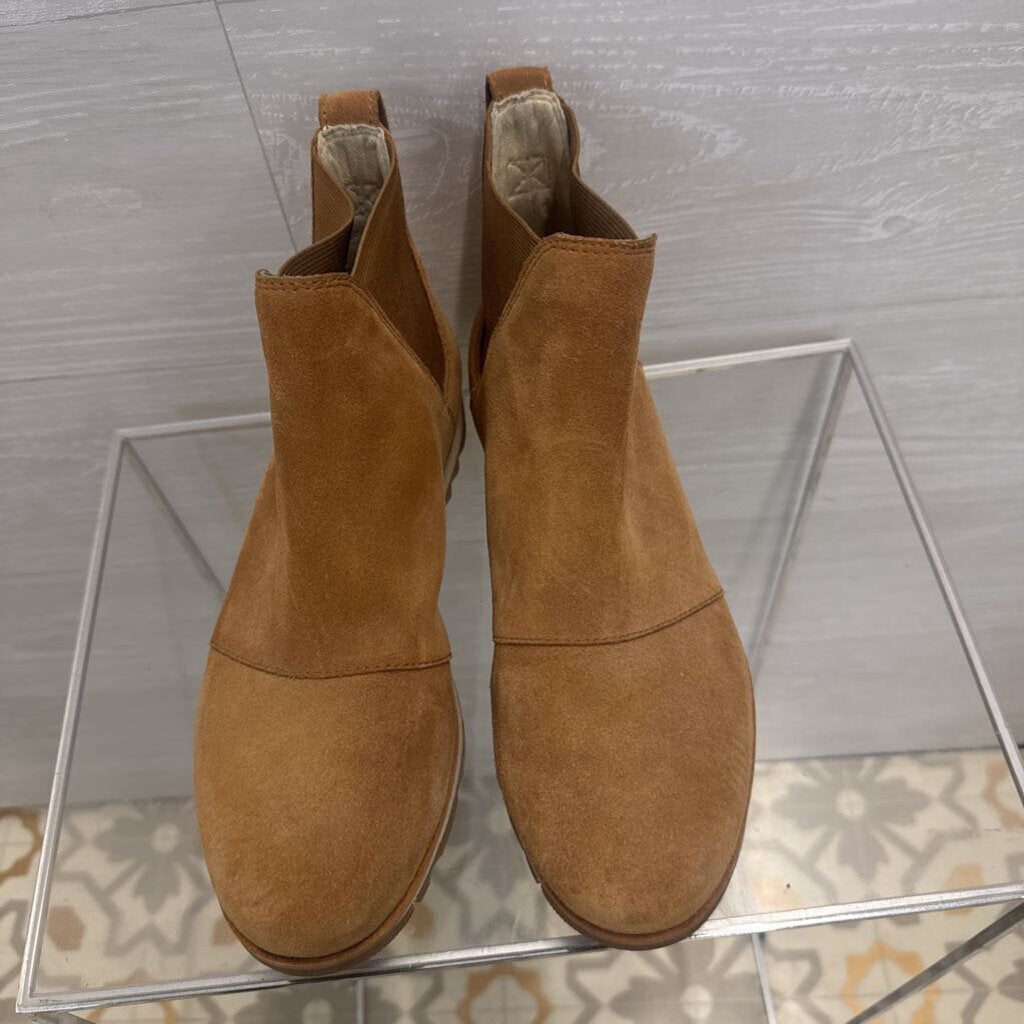 Sorel Brown Suede Harlow Chelsea Boots 8
