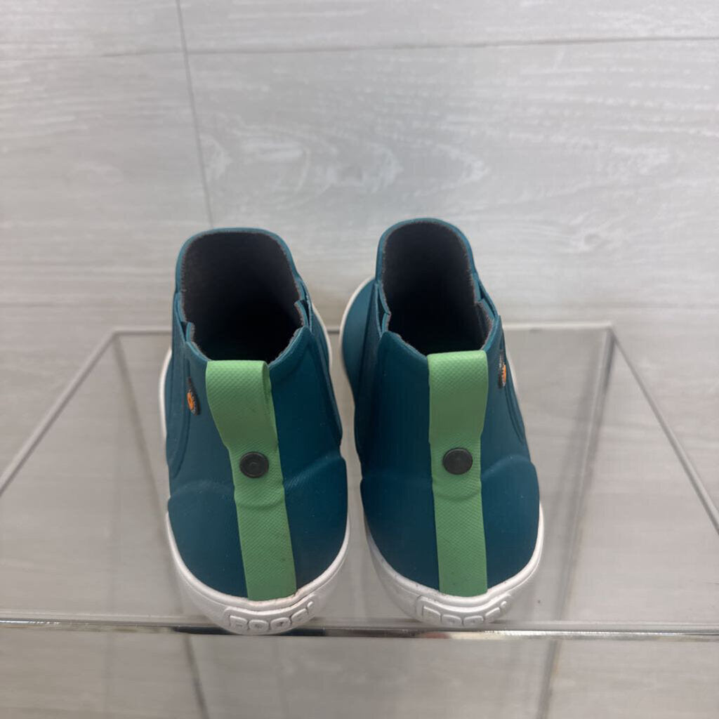 Bogs Kicker Rain Chelsea Boots 8