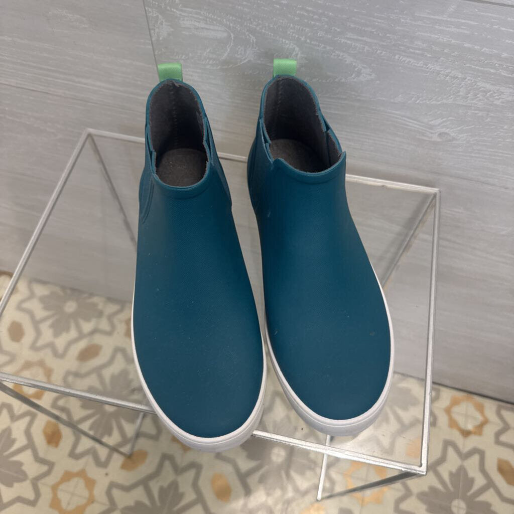 Bogs Kicker Rain Chelsea Boots 8