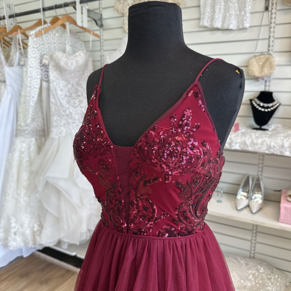 Blondie Nites Burgundy Sequin Top Tulle Skirt Short Formal Dress 1