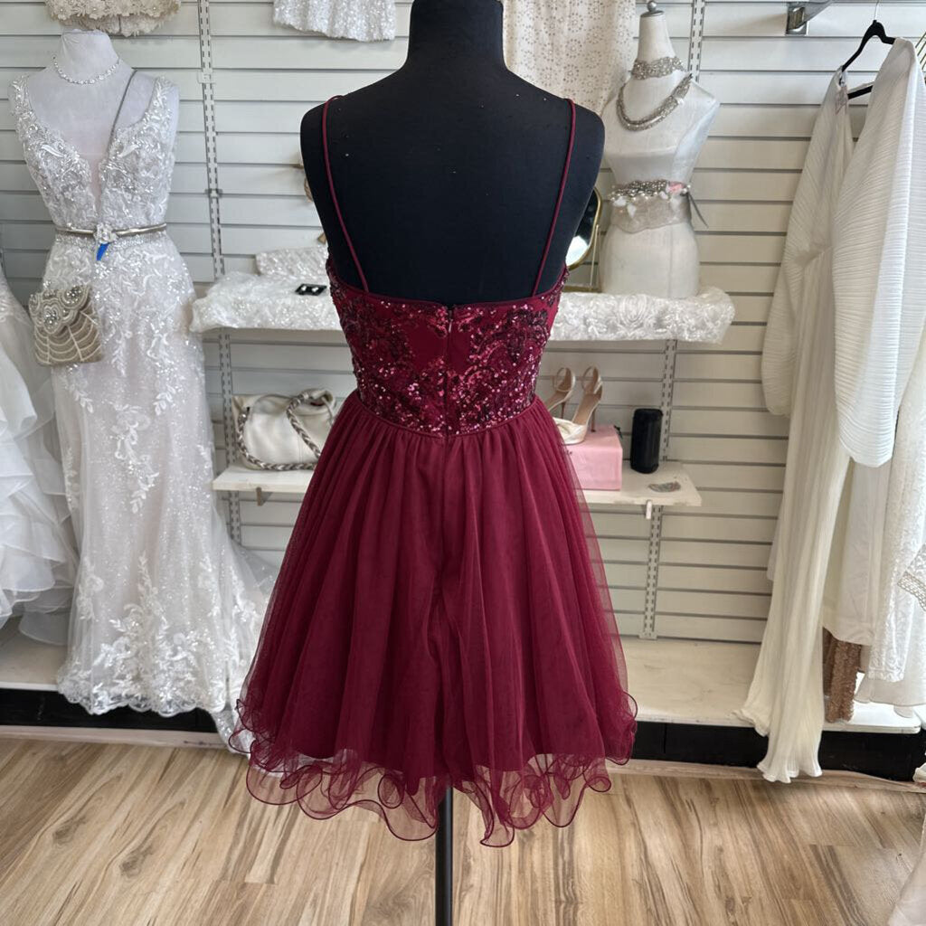 Blondie Nites Burgundy Sequin Top Tulle Skirt Short Formal Dress 1