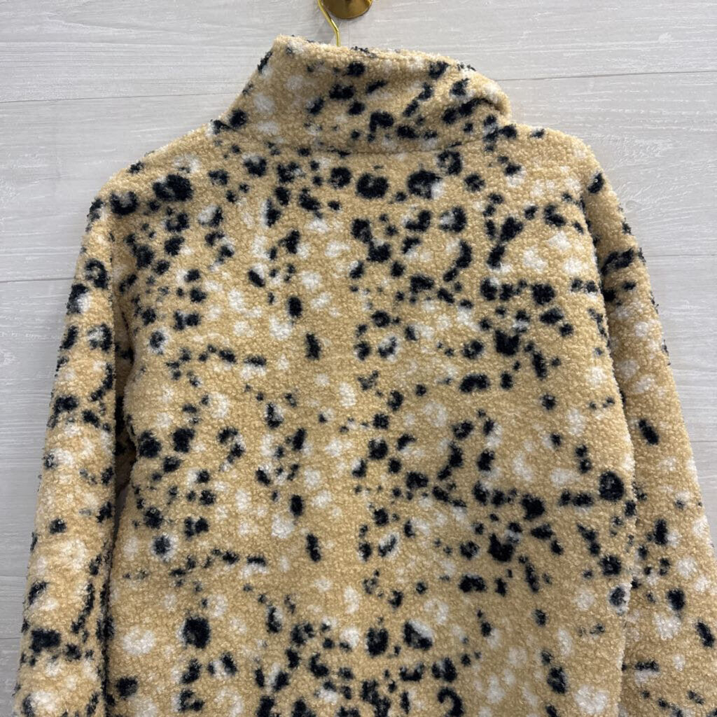 Loft Beige/ Black Print Fleece Henley Pullover Extra Small
