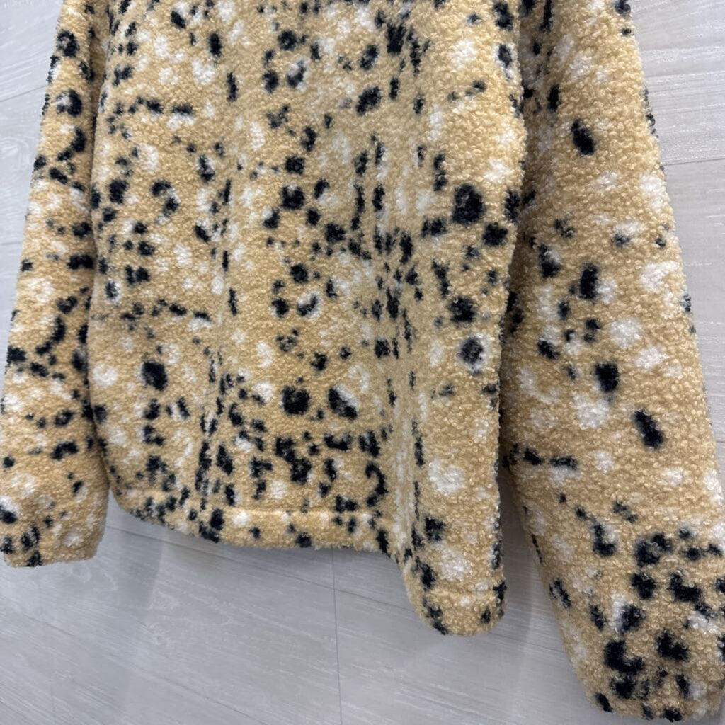 Loft Beige/ Black Print Fleece Henley Pullover Extra Small