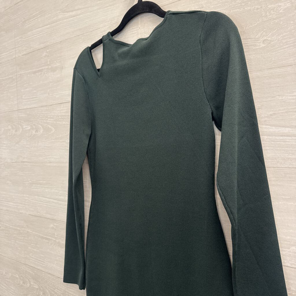 House of Harlow Green Knit Long Sleeve Midi Dress Medium