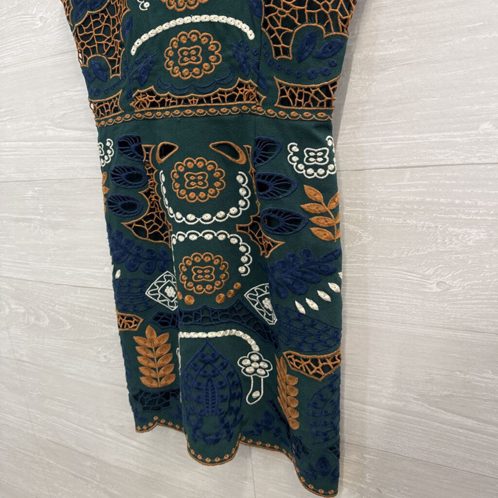 JOA Green/ Multi Embroidered Sleeveless Mini Dress Medium