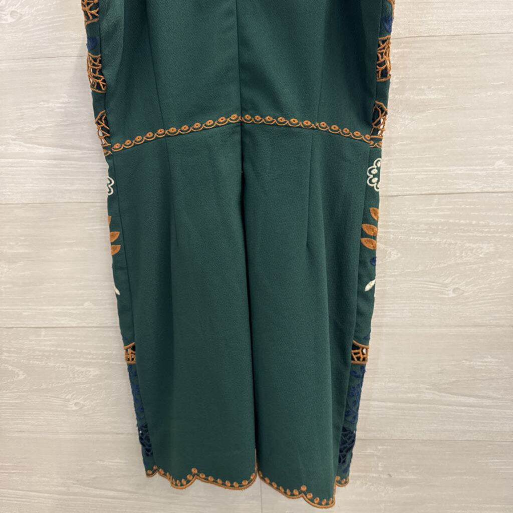 JOA Green/ Multi Embroidered Sleeveless Mini Dress Medium