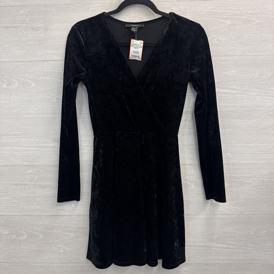 Black Velvet Long Sleeve Dress Small