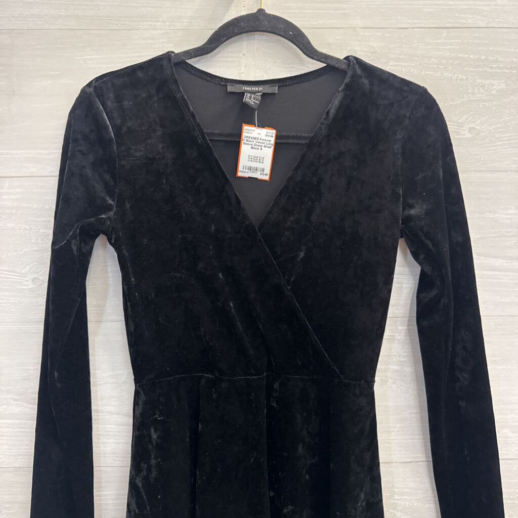 Black Velvet Long Sleeve Dress Small