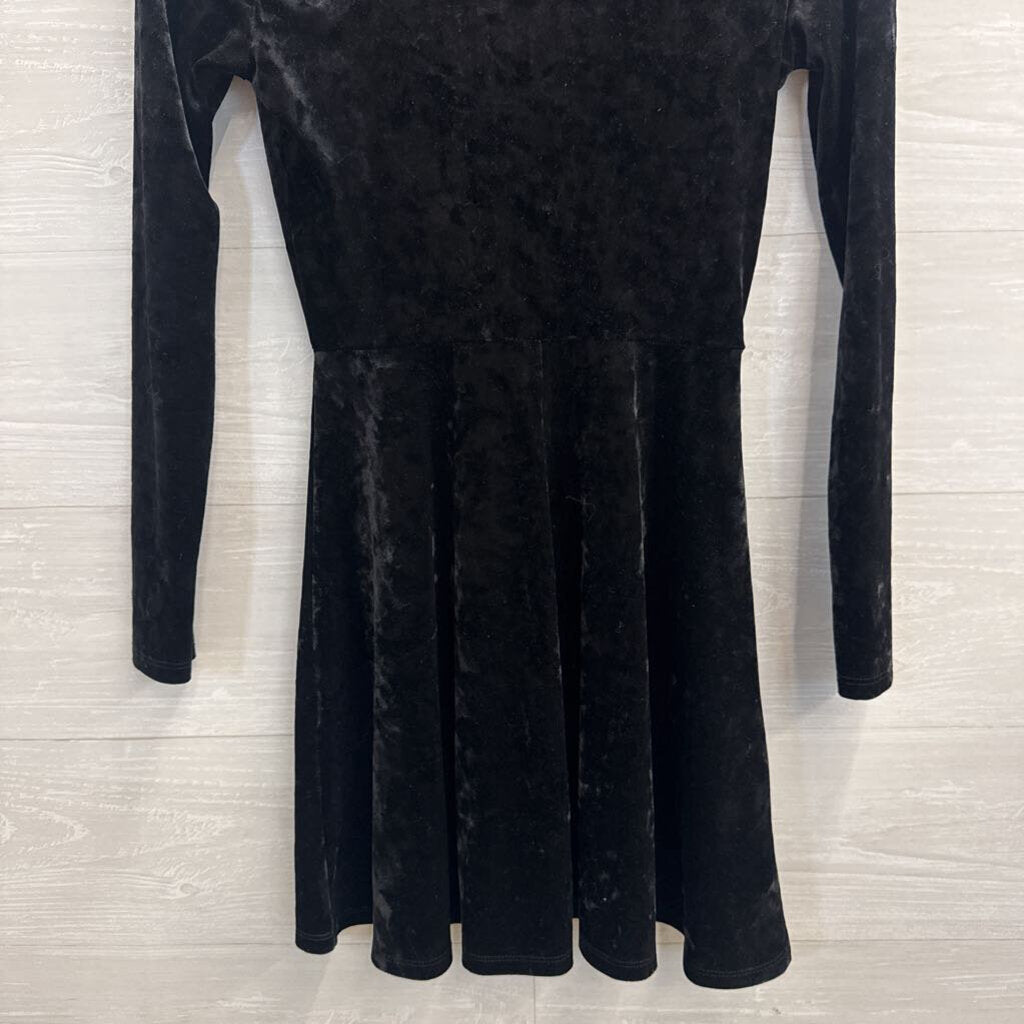 Black Velvet Long Sleeve Dress Small