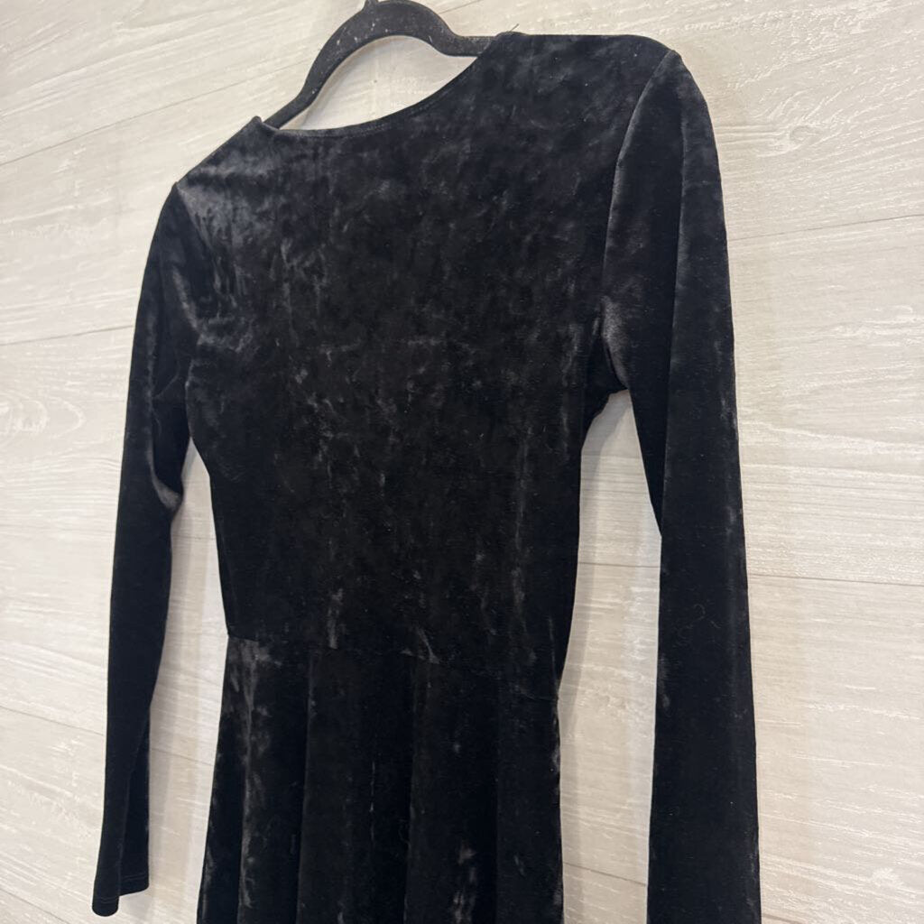 Black Velvet Long Sleeve Dress Small