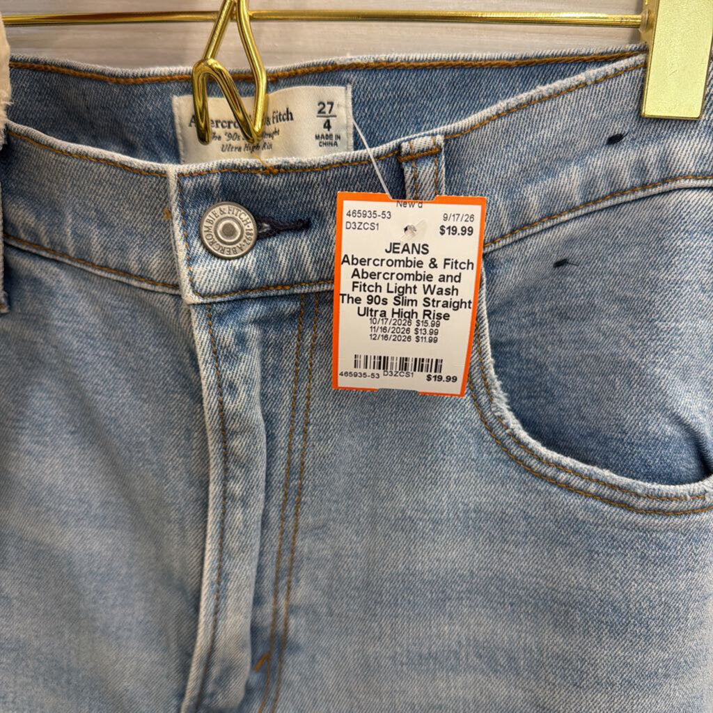 Abercrombie and Fitch Light Wash The 90s Slim Straight Ultra High Rise Jeans 27
