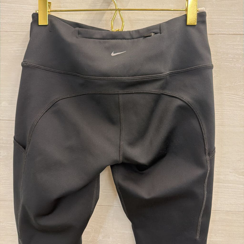 Nike Black Cropped Athletic Leggings Medium
