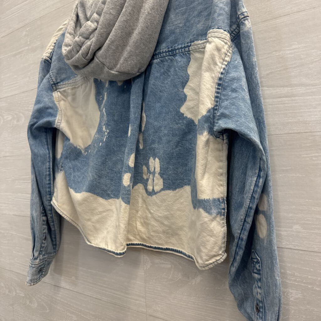American Eagle Blue/ White Acid Print Cropped Hooded Jacket Medium