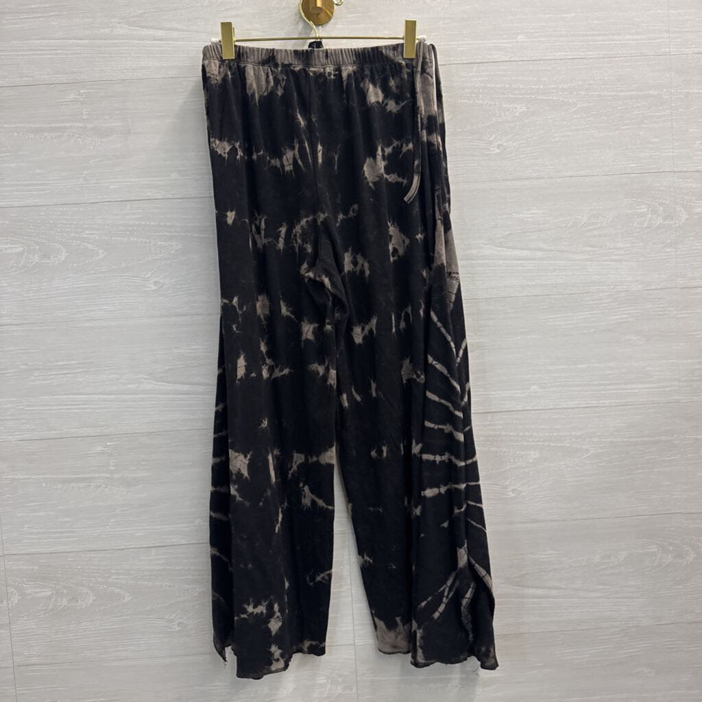 Sacred Threads Black/ Grey Print Long Sleeve Top/ Wide Leg Pants Set M/L