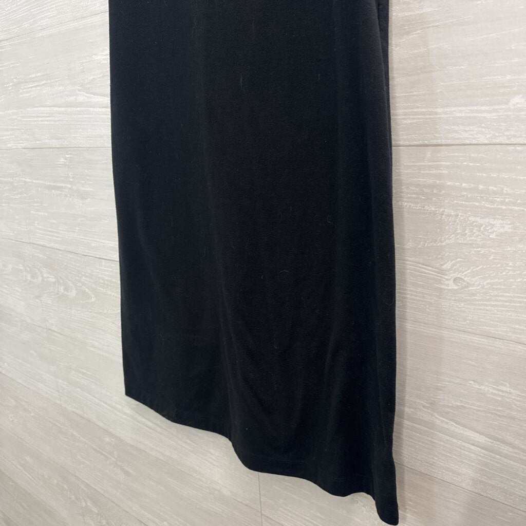 Black Sleeveless Shift Dress Small