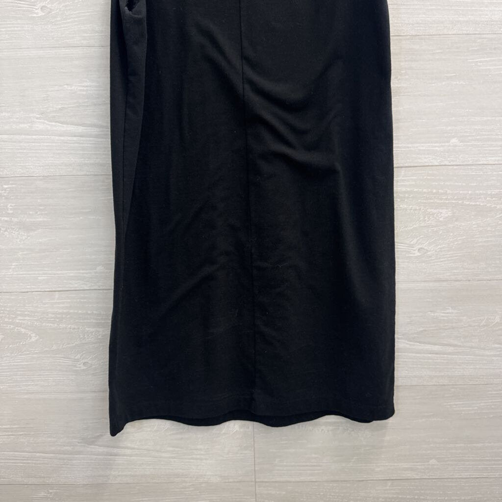 Black Sleeveless Shift Dress Small