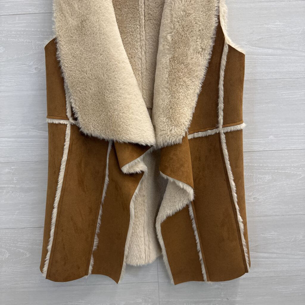 Cupcakes and Cashmere Brown Suede/ Beige Soft Fur Vest Top Small