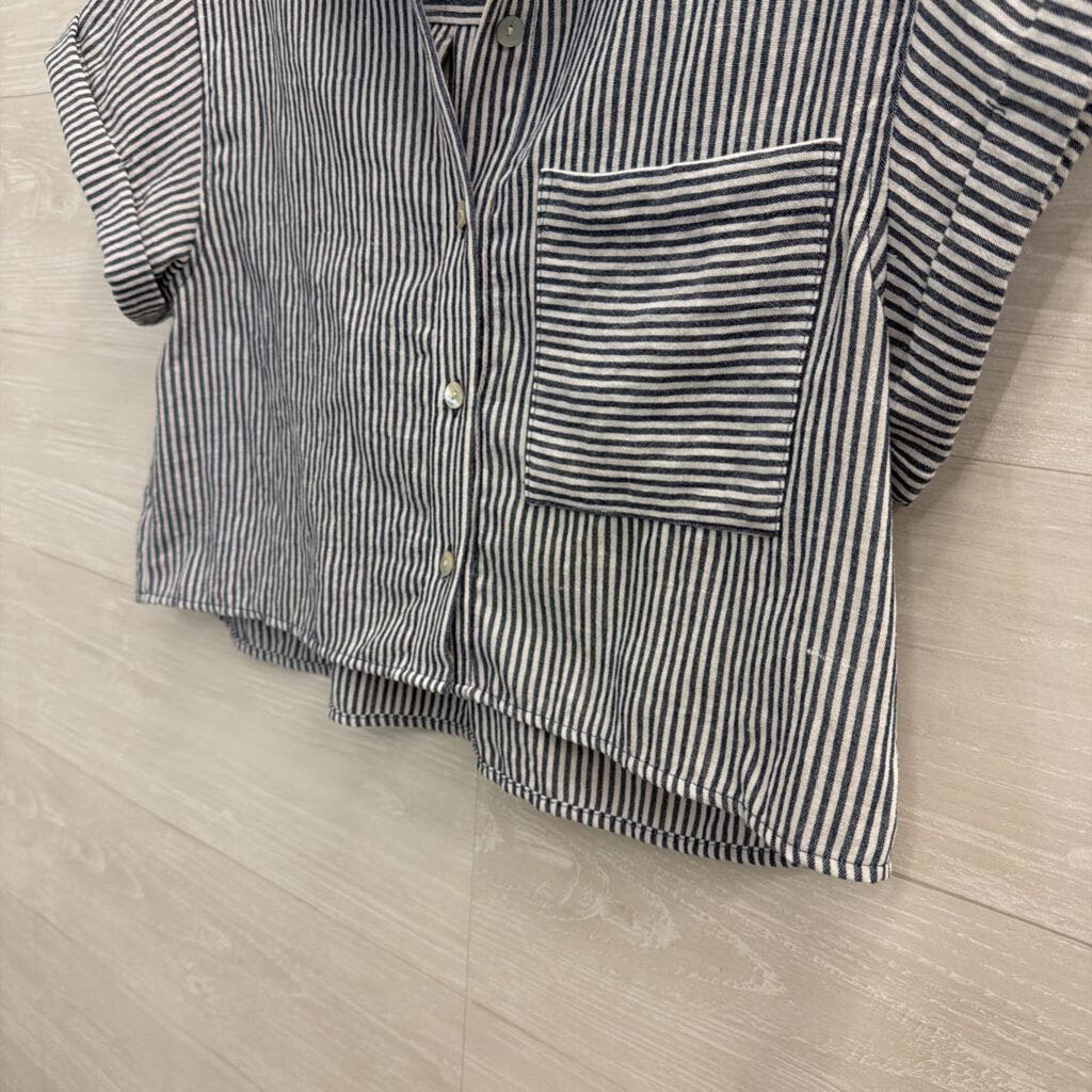Monteau Blue/ White Cropped Short Sleeve Button Down Top Small