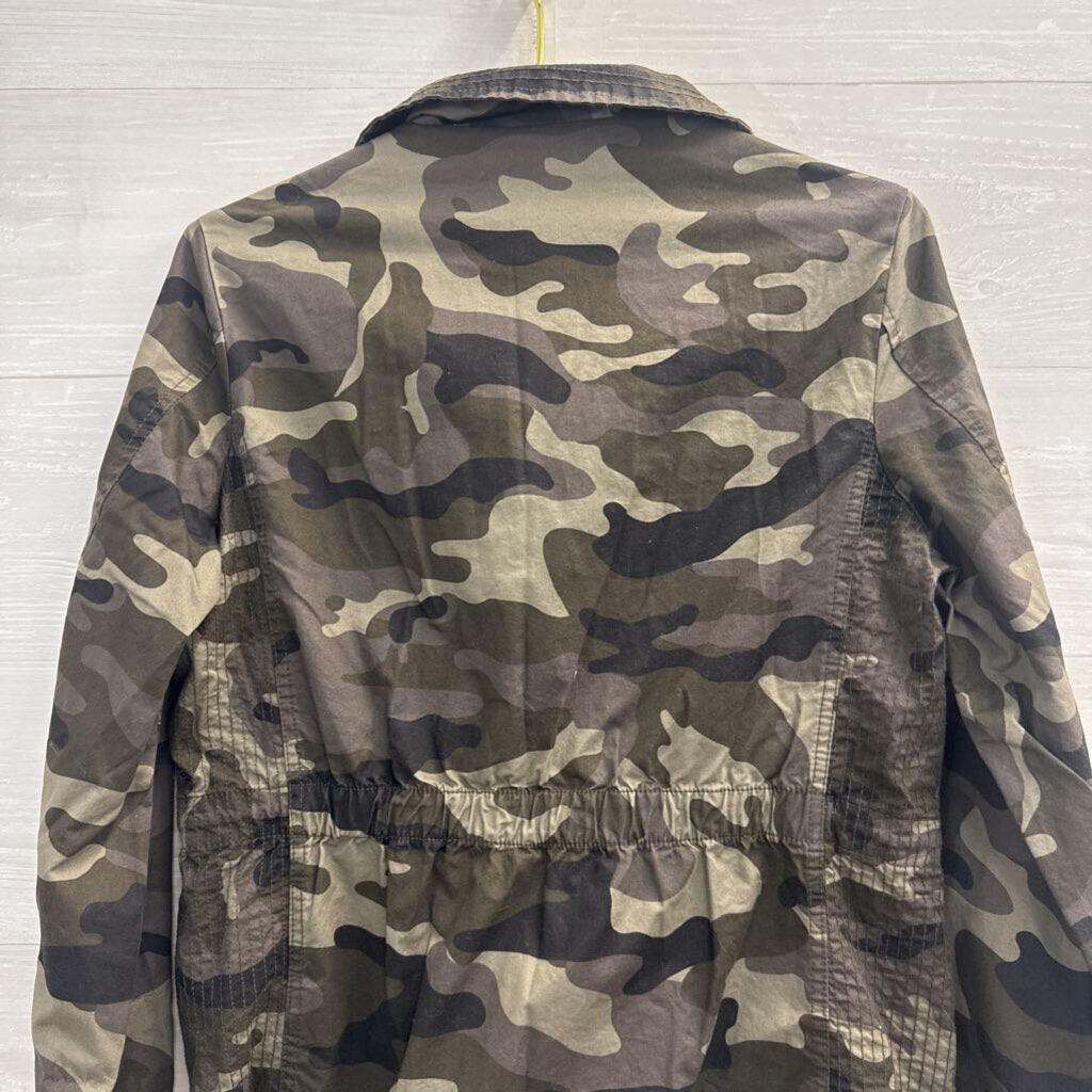 Love Tree Green Camo Print Lightweight Jacket Large