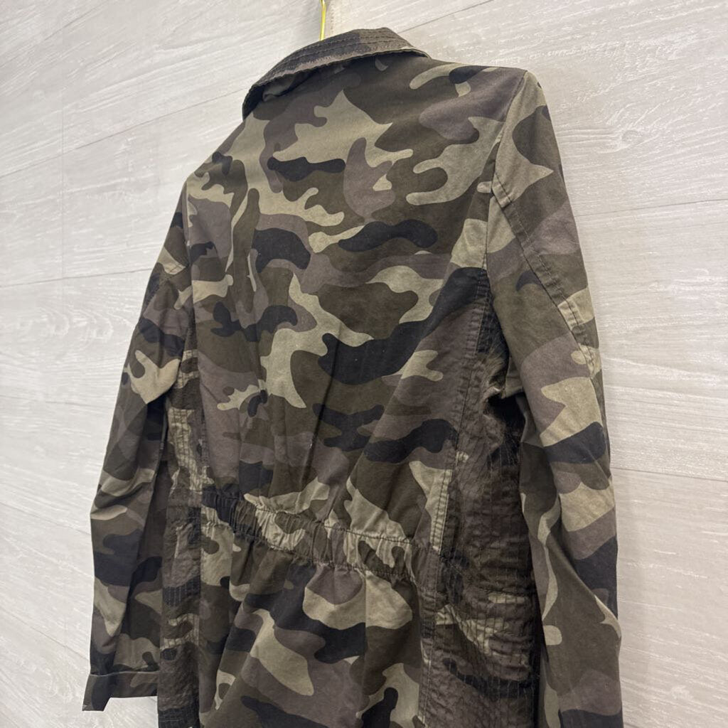Love Tree Green Camo Print Lightweight Jacket Large