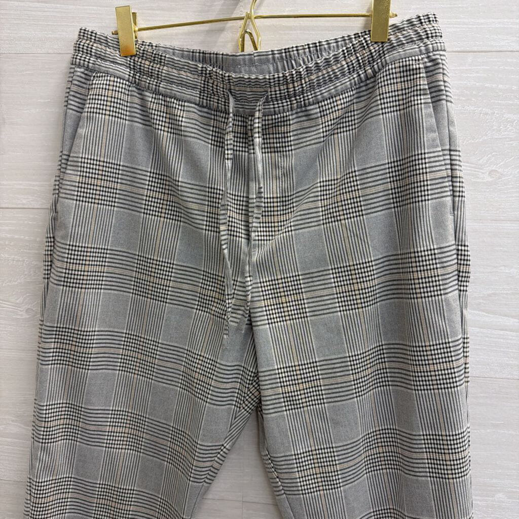 Grey/ Black Plaid Straight Leg Pull On Pants Small