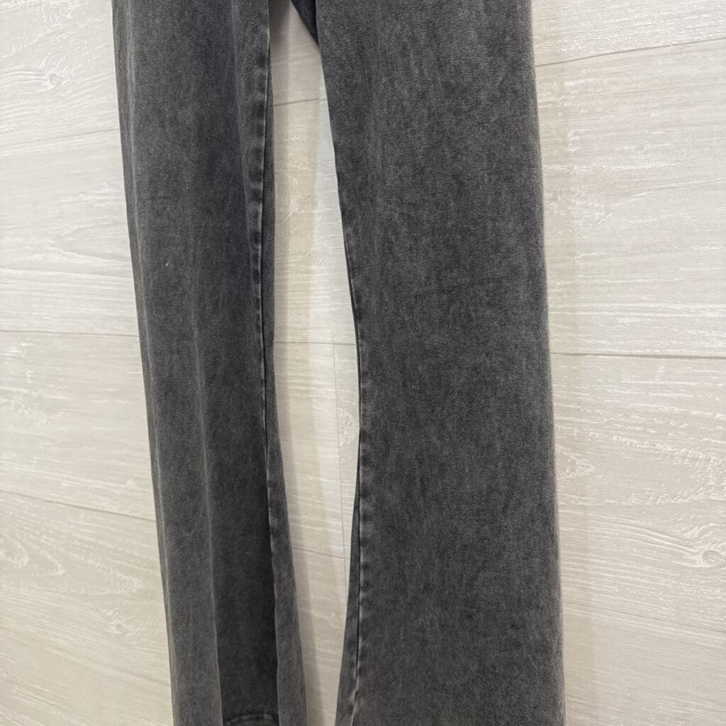 Offline by Aerie Grey Flare Leg Leggings Extra Small