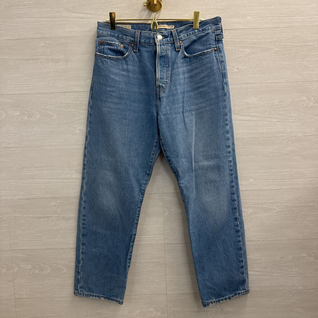 Levi Light Wash Wedgie Straight Jeans 29