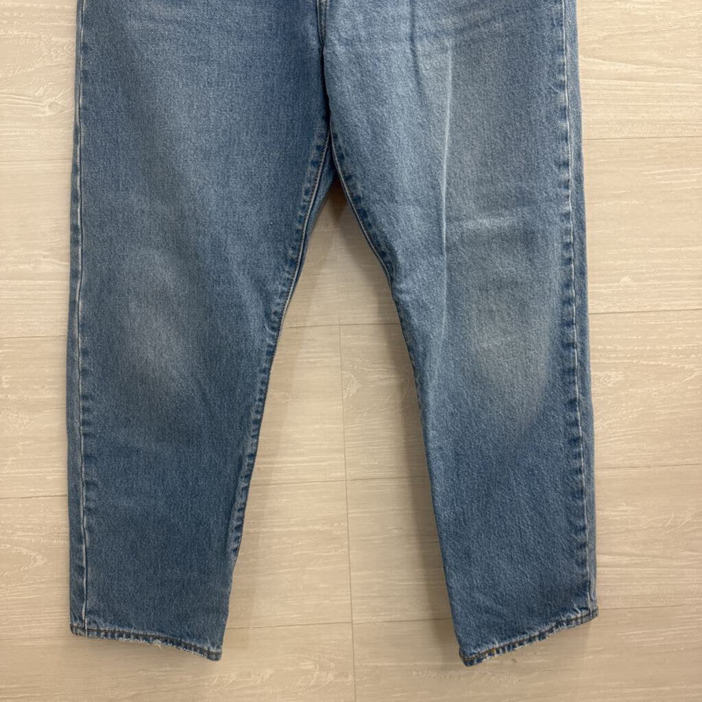 Levi Light Wash Wedgie Straight Jeans 29
