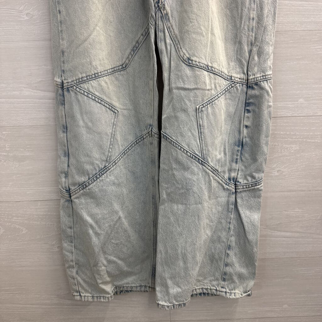 Demetria for Aeropostale Light Wash Wide Leg Jeans 2 Short