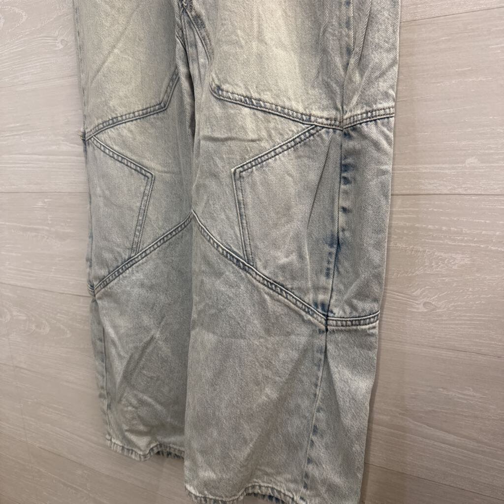Demetria for Aeropostale Light Wash Wide Leg Jeans 2 Short