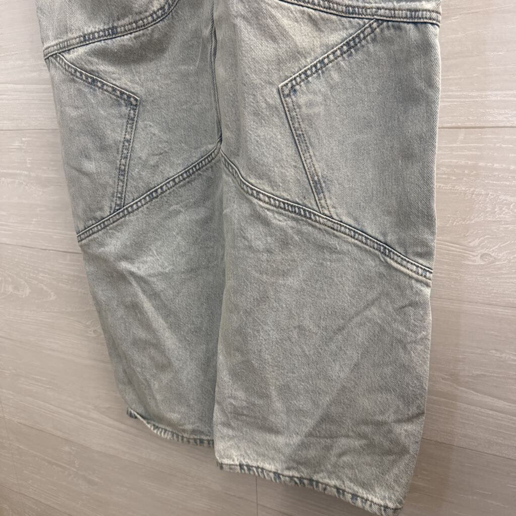 Demetria for Aeropostale Light Wash Wide Leg Jeans 2 Short