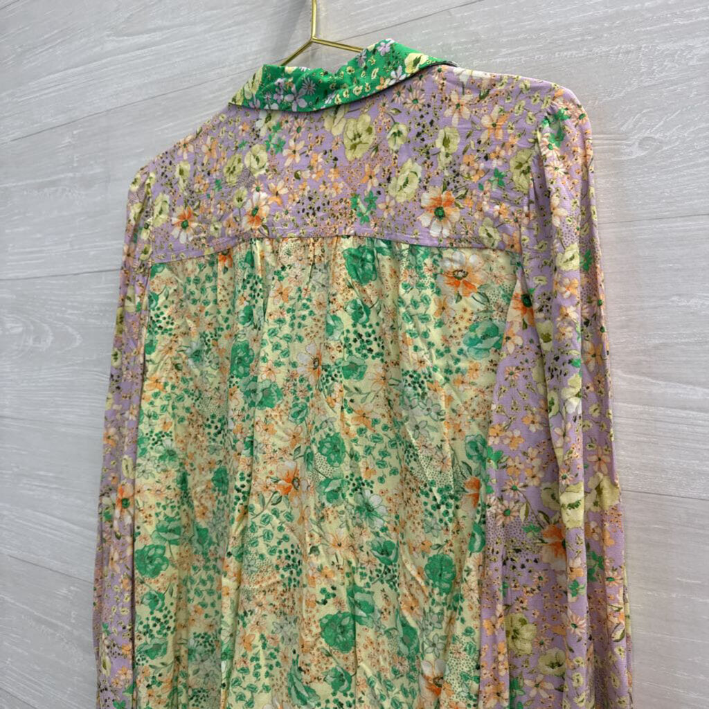 Loft Green/ Multi Floral Print Long Sleeve Button Down Top Medium