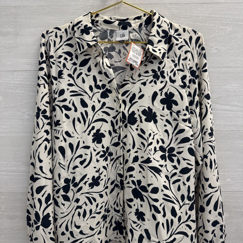 Cabi White/ Black Print Long Sleeve Button Down Top Small