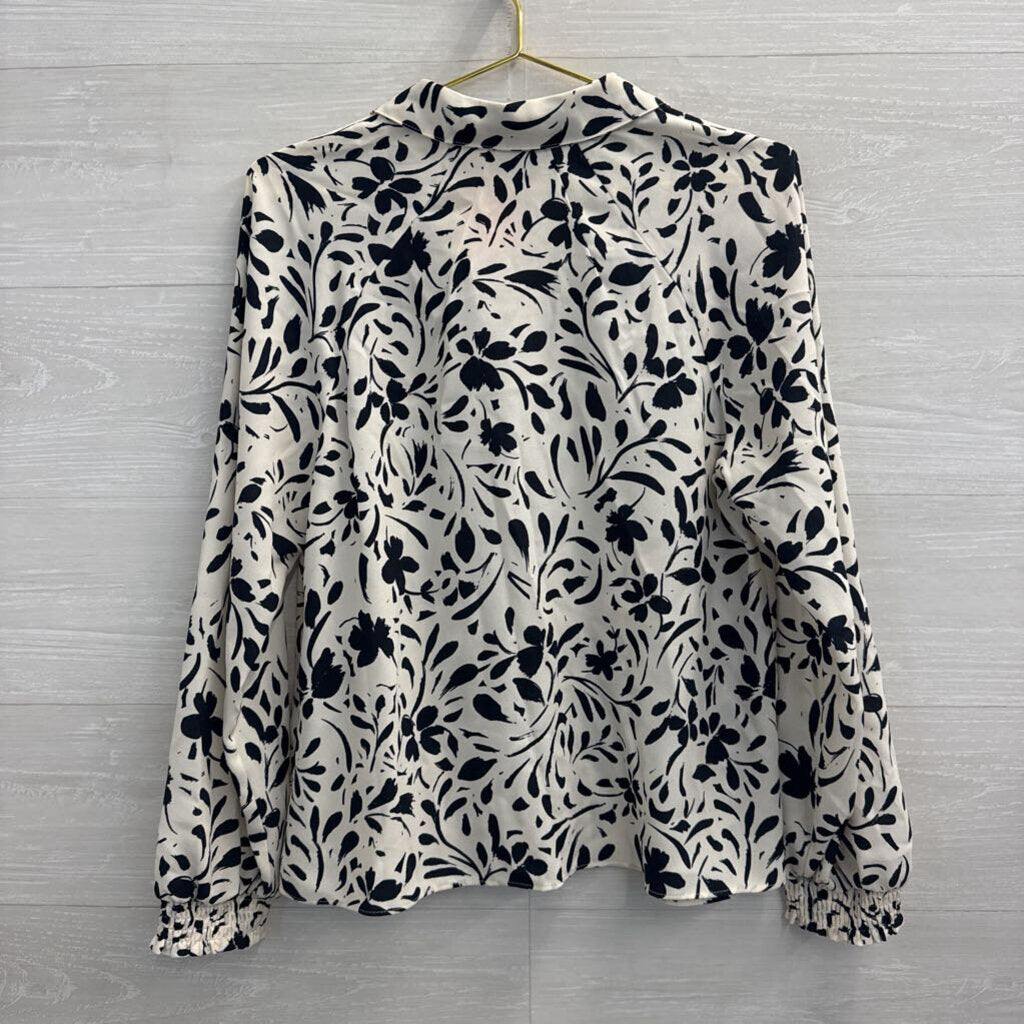 Cabi White/ Black Print Long Sleeve Button Down Top Small