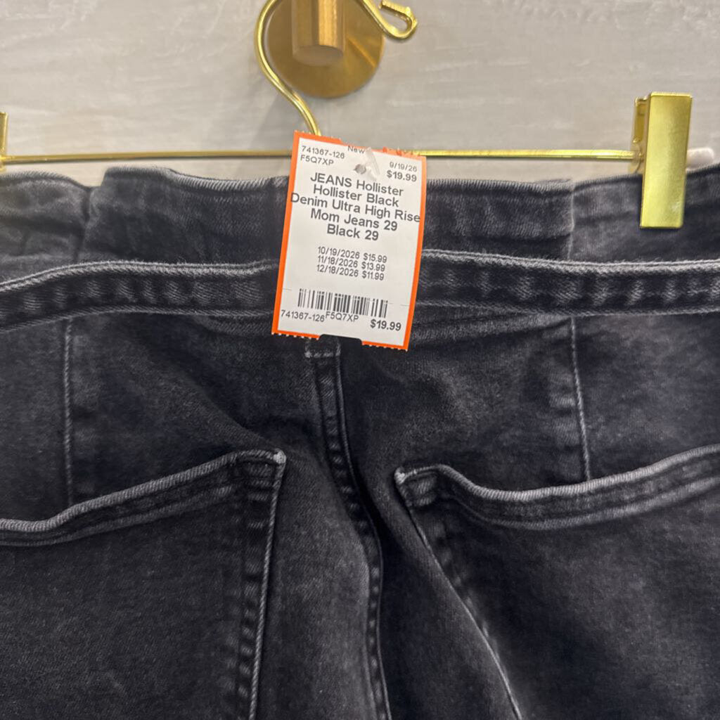 Hollister Black Denim Ultra High Rise Mom Jeans 29