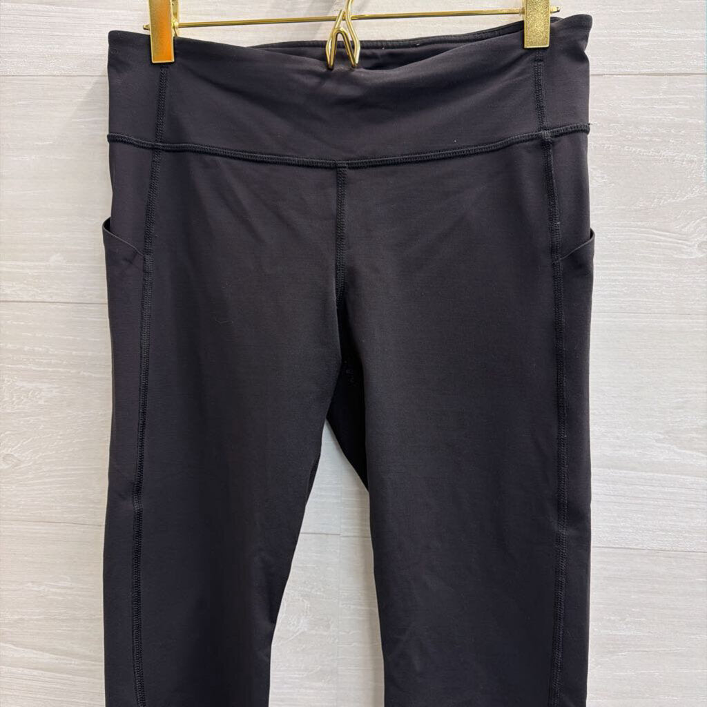 Lululemon Black Cropped Leggings 6