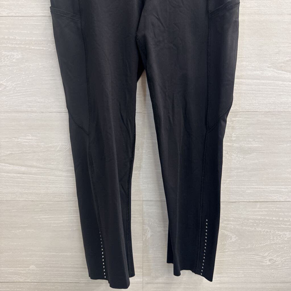 Lululemon Black Cropped Leggings 6
